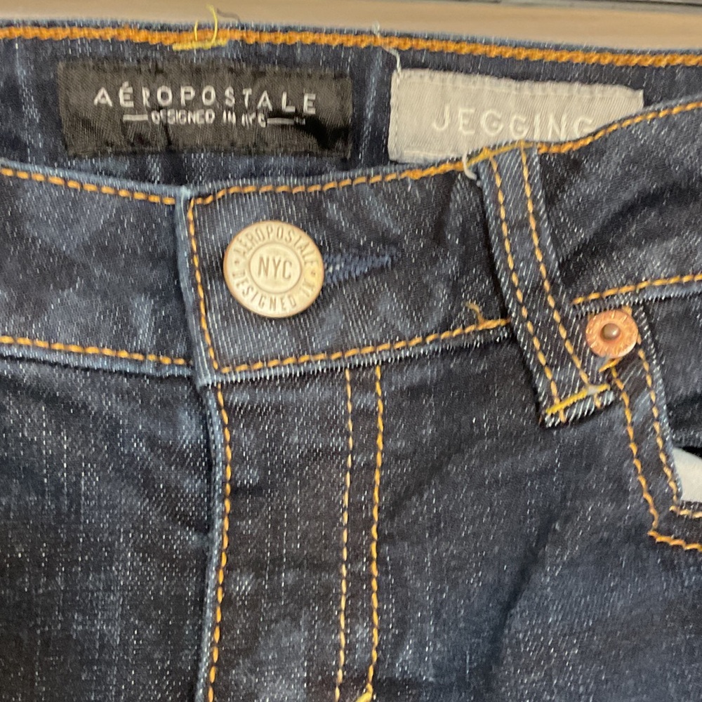 Aeropostale Women's Deep Indigo Skinny Jeans, size 6, perfect new condition. - Picture 4 of 10